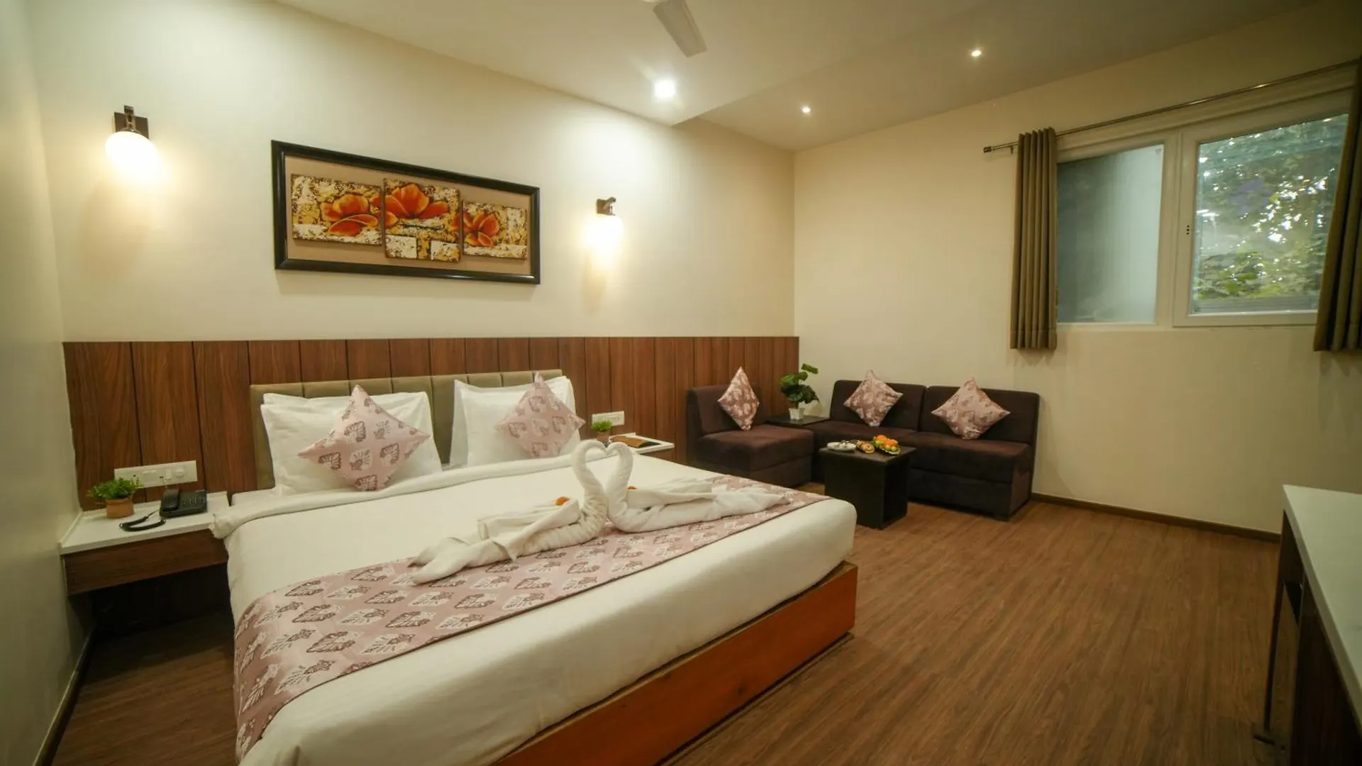 Hari Vilaas Enclave Hotel Varanasi 3*,