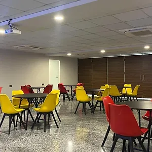 bluo-1bhk-suite-balcony-lift-gym-parking.top-gurgaonhotels.com/